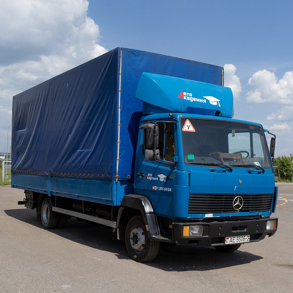 Фура Mercedes